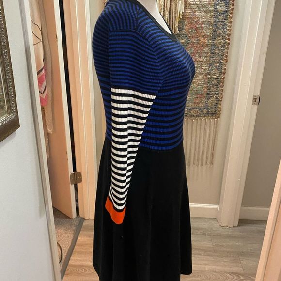 NWOT Eliza Midi Dress - Picture 7 of 9